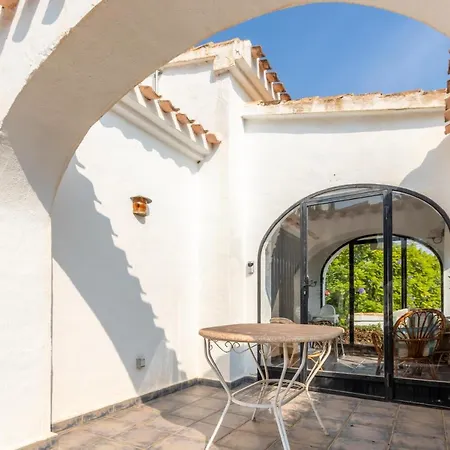 Margarita Villa Casas de Torrat